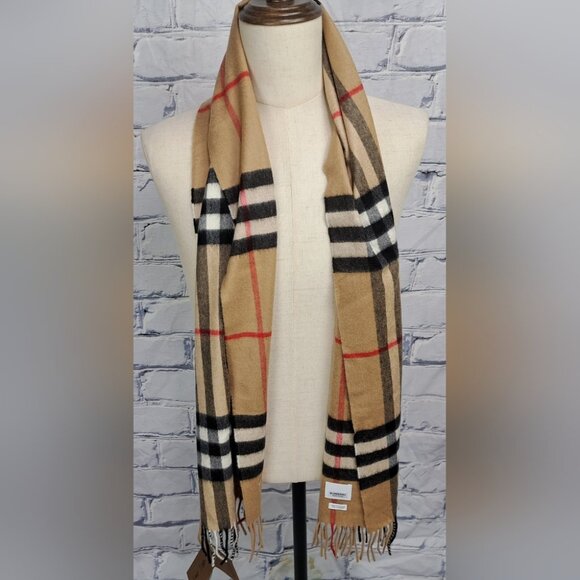 Burberry Giant Check 100% Cashmere Scarf Archive Beige Scotland 168x30 $500+ - Picture 9 of 16